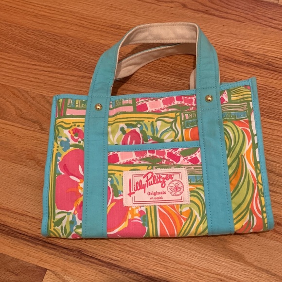 Lilly Pulitzer Dress, Bag & Sweater - Picture 3 of 6